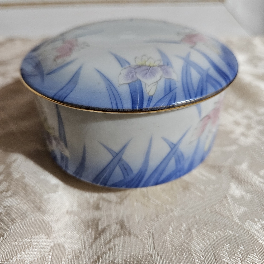 OMC Japan trinket box jewelry holder